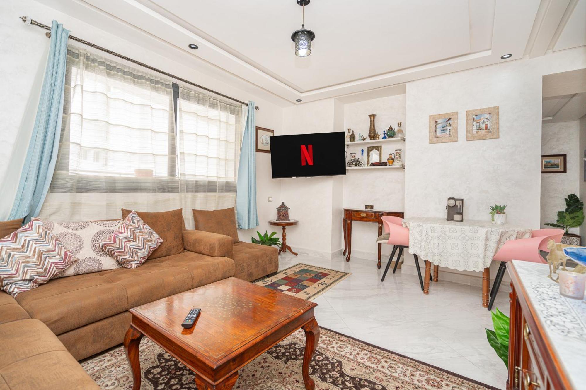 Deluxe Appartement Au Centre Avec Un Grand Balcon Tânger Exterior foto