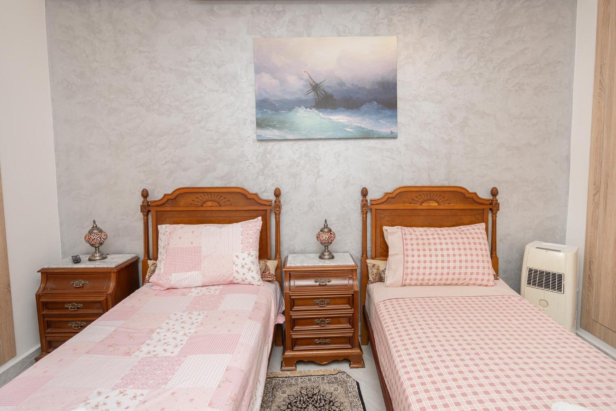 Deluxe Appartement Au Centre Avec Un Grand Balcon Tânger Exterior foto