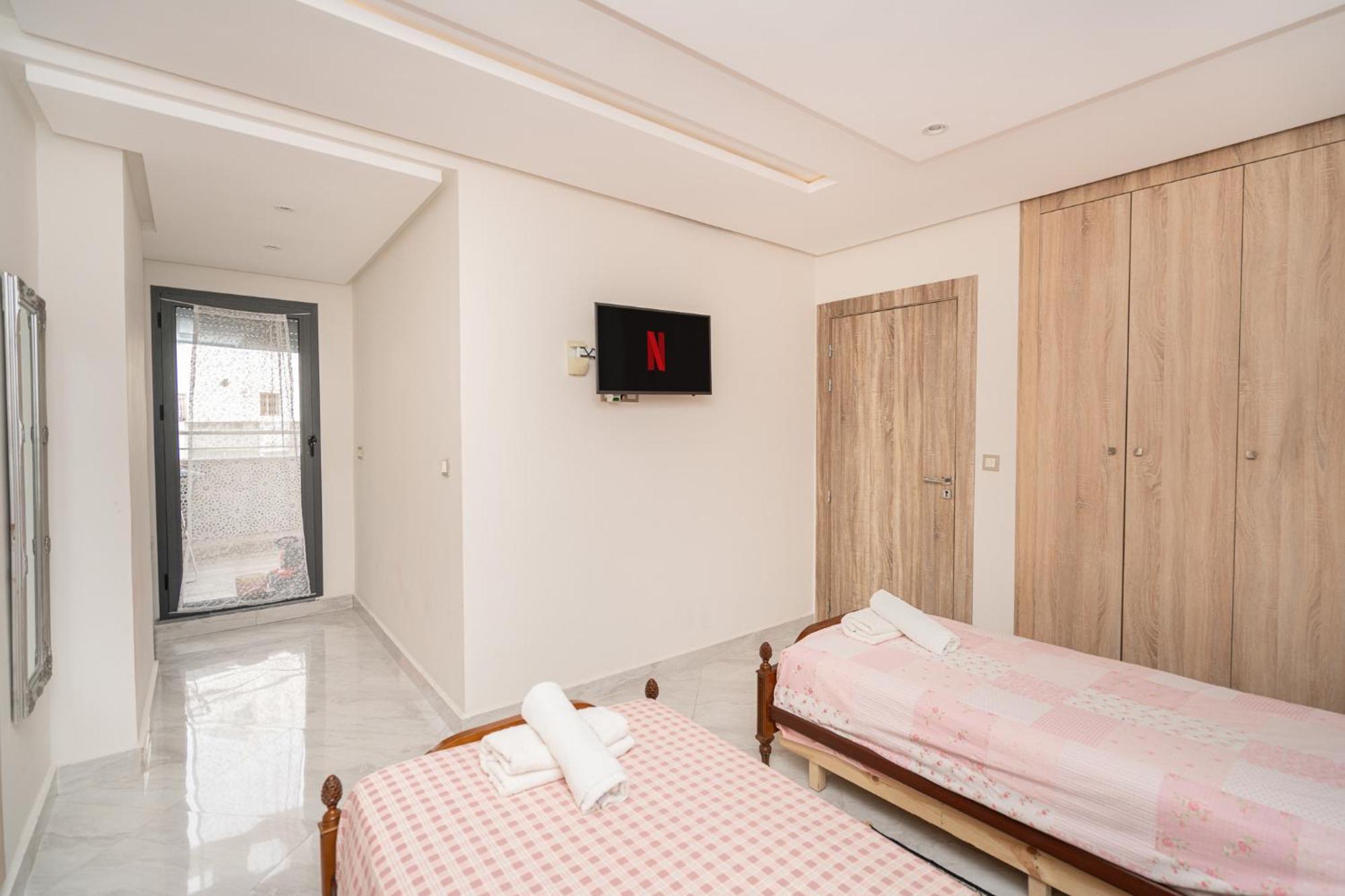 Deluxe Appartement Au Centre Avec Un Grand Balcon Tânger Exterior foto